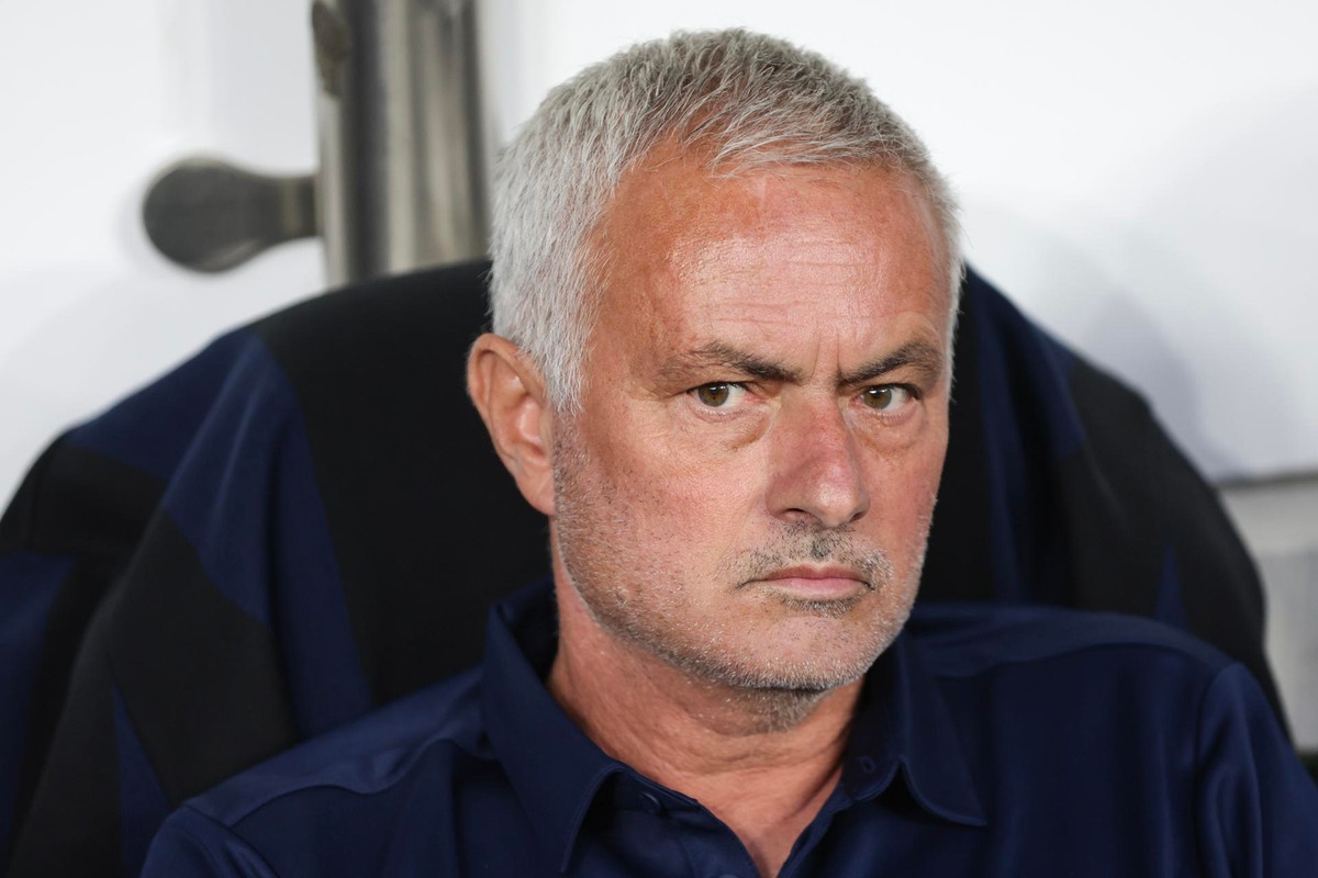 El Fenerbahçe despide a Mourinho