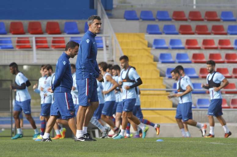 El técnico del Levante cree que Abraham se perderá el choque ante el Sevilla Atlético. LevanteUD