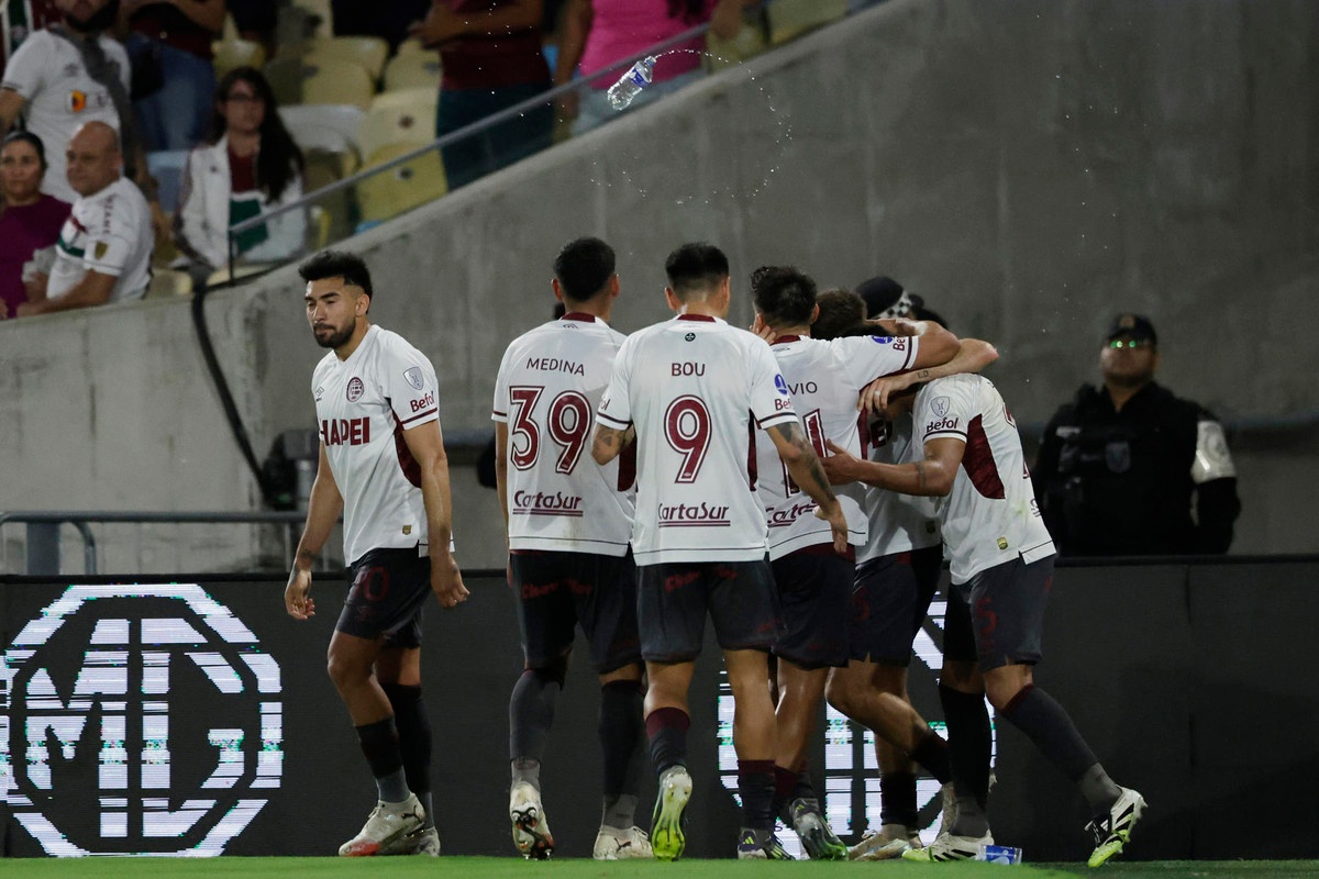 Lanús elimina a Tucumán a 8 días de la final de la Sudamericana