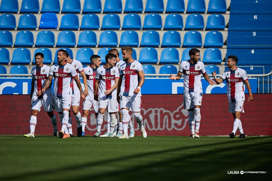 Sergi Enrich se lleva los tres puntos a Huesca