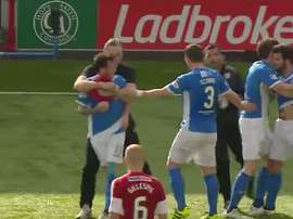 Pelea entre compañeros de un mismo equipo. SkySports