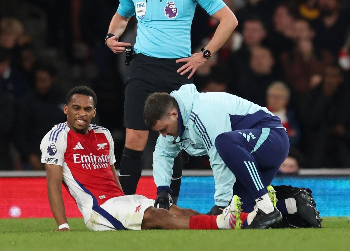 Timber, do Arsenal, é dúvida para jogo de volta contra o PSG