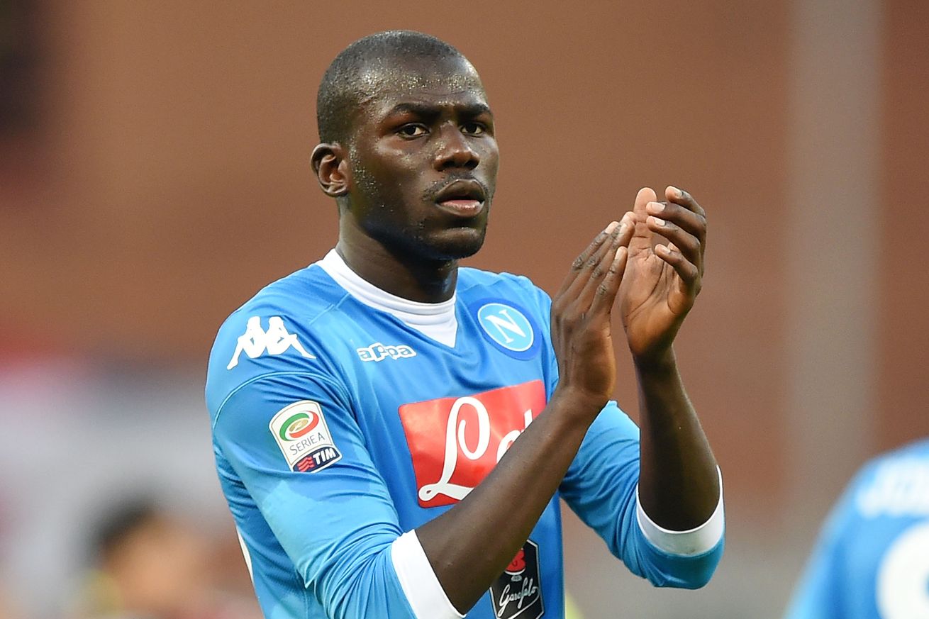 Koulibaly tiene intención de continuar en el Nápoles - BeSoccer