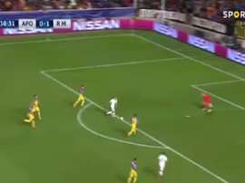 Benzema não perdoou na cara do gol. SportTv1