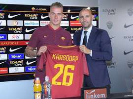 Karsdorp posa con Monchi. ASRoma