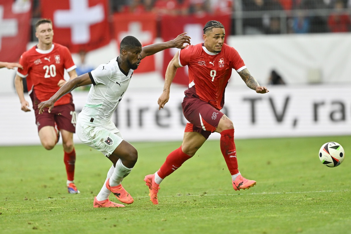 La solidez defensiva marca la última prueba de Suiza y Austria