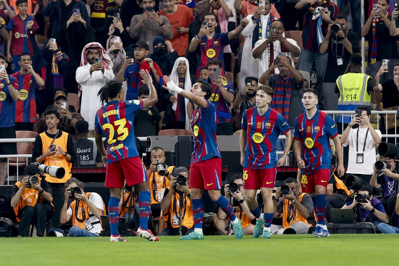 Ruthless Barcelona thrash Athletic Bilbao to reach Super Cup final