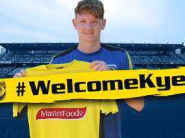 Kye Rowles firma por el Central Coast Mariners para la próxima temporada. CentralCoastMariners