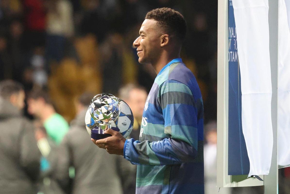 Kylian Mbappé MVP Kairat Almaty Real Madrid
