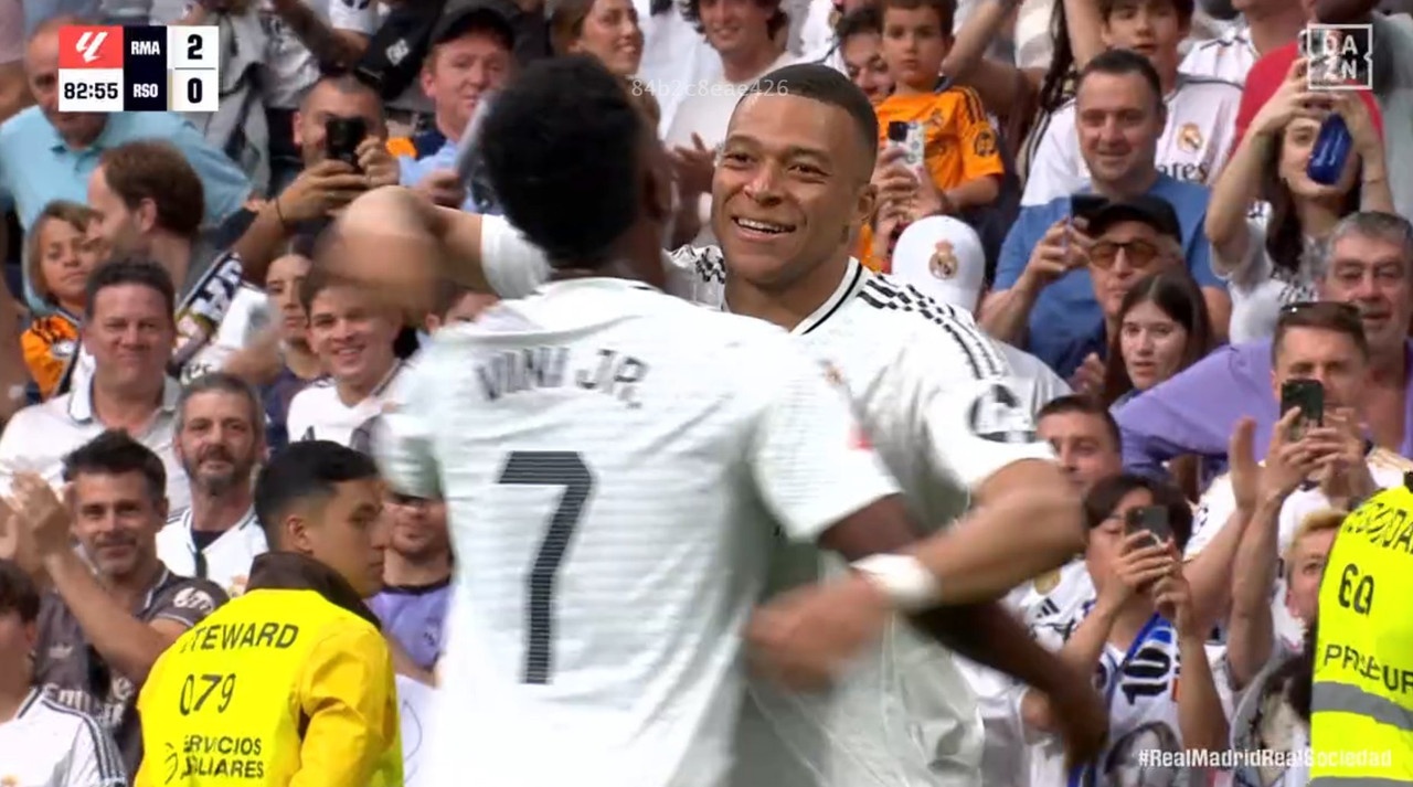 Mbappé se distanció de Salah por la Bota de Oro con un doblete