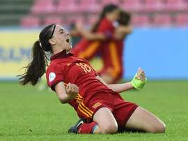 Eva Navarro se convirtió en la estrella del partido. SeFútbol