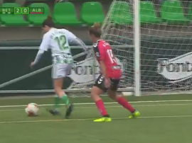 Bea Parras se sacó de la manga un regate impresionante. LaLiga