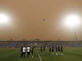 El cielo, completamente cubierto por una tormenta de arena. Valencia