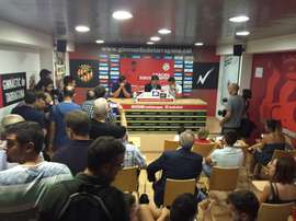 La sala de prensa del Nástic se ha quedado pequeña para despedir a Xisco Campos. NásticdeTarragona