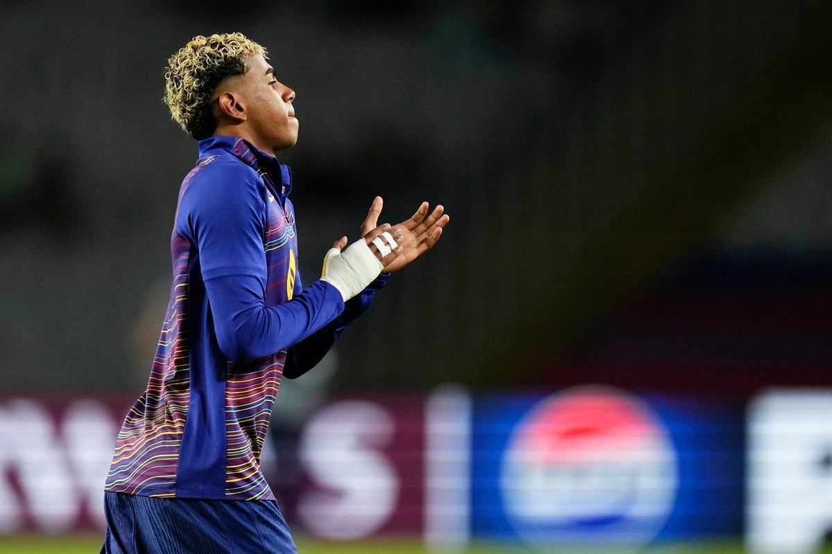 Lamine Yamal dominates Europe's dribbling charts with massive lead