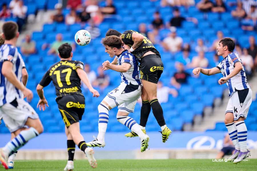 La Real deja frío al Zaragoza