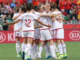 Las jugadoras de la selección femenina de fútbol de España celebran uno de los tres tantos logrados ante China. Twitter