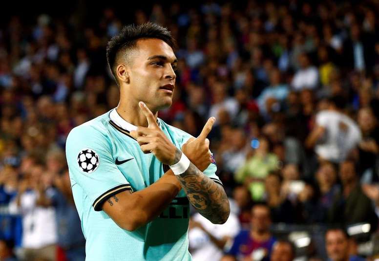 Barcelona And City S Interest In Lautaro Martinez Force Inter To React Besoccer
