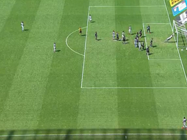 Leandro Carvalho marca gol olímpico pelo Ceará contra o Corinthians. Captura/GloboEsporte