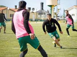 Racing Montevideo busca entrenador. RacingMontevideo