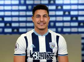 Livermore posa como jugador del WBA. WBA