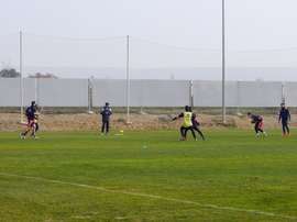 Los futbolistas del Huesca, en un entrenamiento. SDHuesca