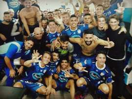 Los jugadores de Atlético Rafaela celebran un triunfo. AMSyD
