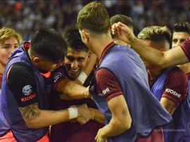 Lanús se reengancha a la pelea. Lanus