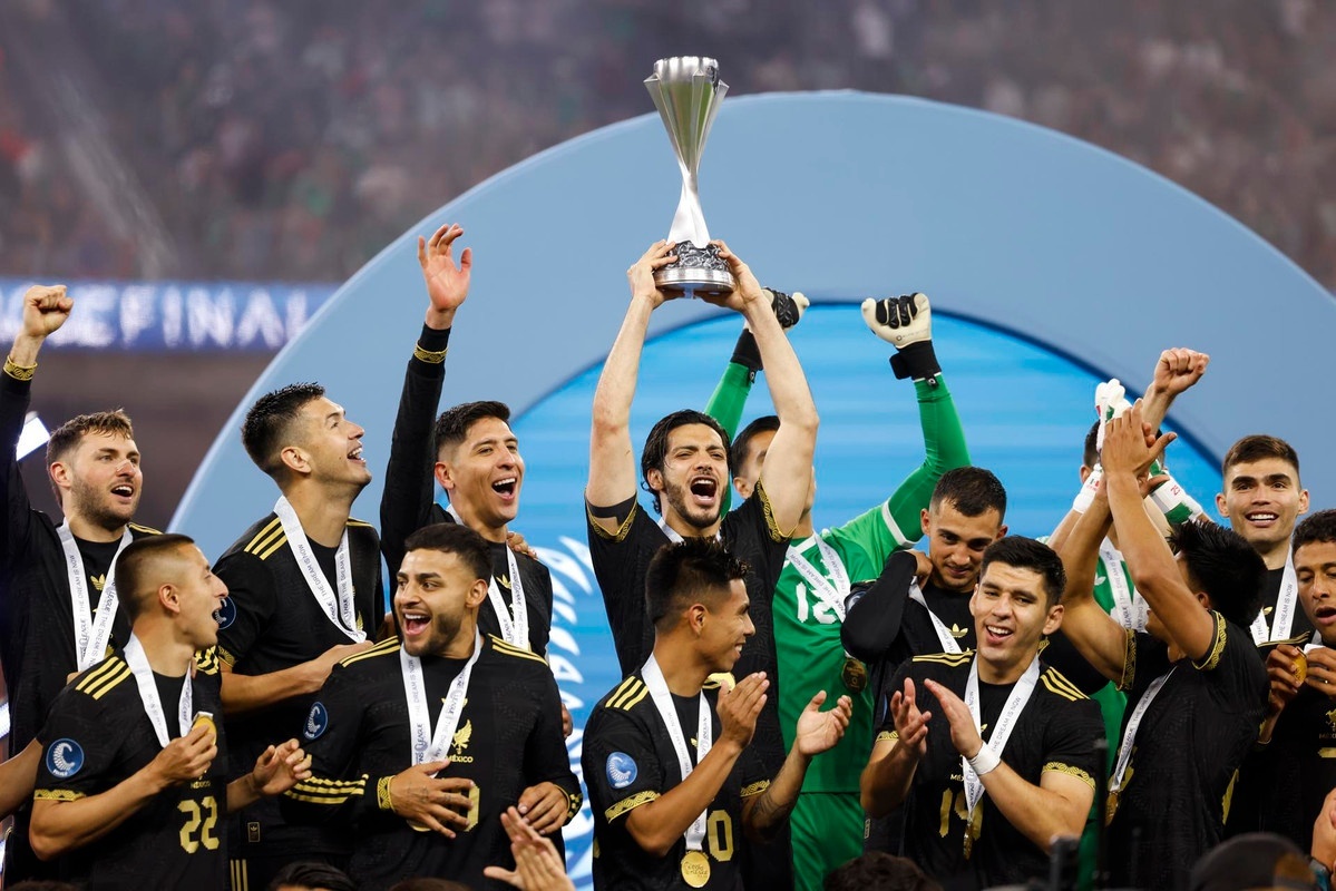 Raúl Jiménez también le da el título de la Liga de Naciones a México