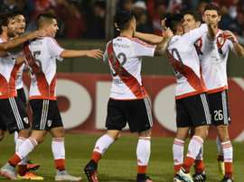 Los jugadores de River Plate celebran uno de los goles logrados ante Estudiantes de San Luis. CARP