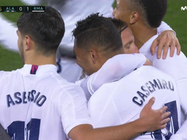 Real Madrid players celebrate a goal. Screenshot/Movistar+LaLiga