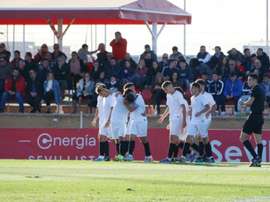 Le Real Madrid, le Barça et l'Ajax s'arrachent une perle de Séville. Twitter/CanteraSFC