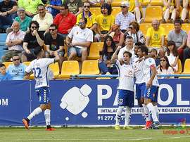 El Tenerife sigue firme hacía el play-off y mete en un lío al Alcorcón. LaLiga