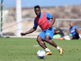 Lua-Lua defenderá la camiseta del QPR. @kazenga30