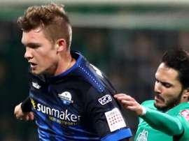 Le jeune défenseur Luca Kilian (Paderborn) a été testé positif. SCPaderborn