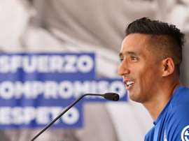 Barrios não conseguiu dizer não a Maradona. GimnasiaOficial
