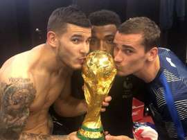 Lucas Hernández sugere Bayern de Munique a Griezmann. Twitter/Atleti