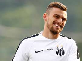 El pretendido por el Barcelona podría quedarse en el Brasileirao. EFE