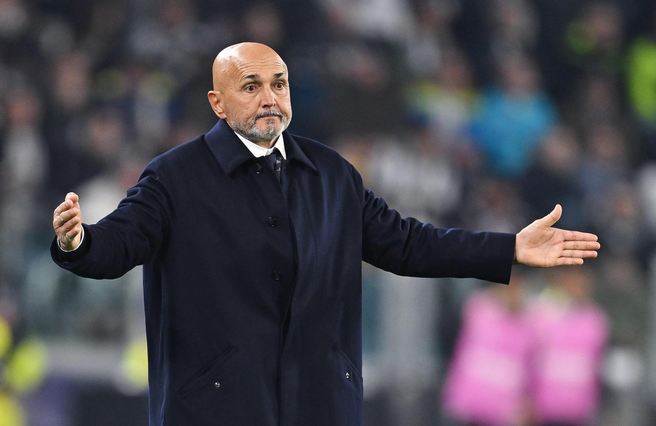 Spalletti condanna i cori razzisti: "Si imbruttisce il gioco più bello del mondo"