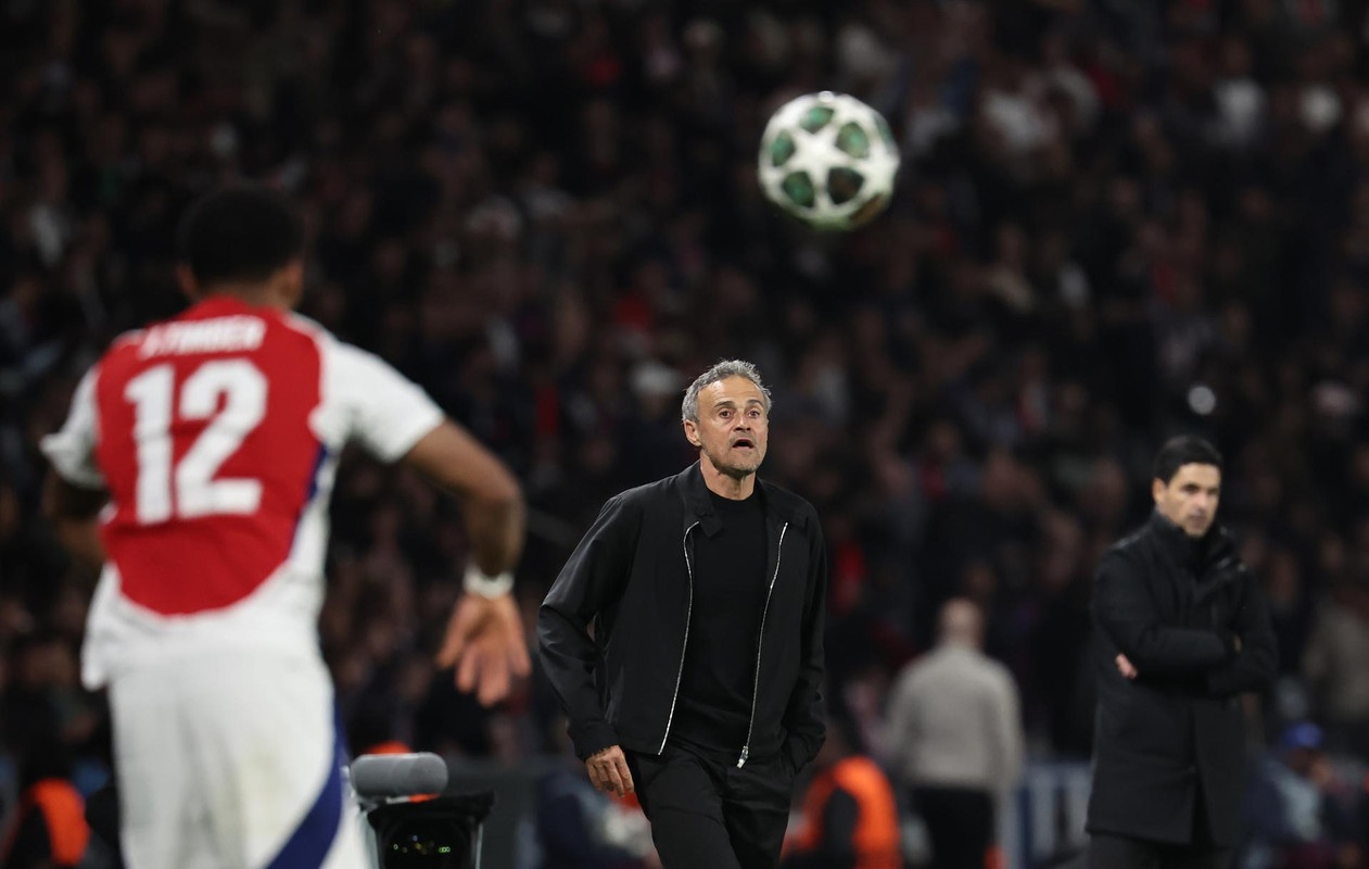 Luis Enrique se asoma a la cima por el camino más largo