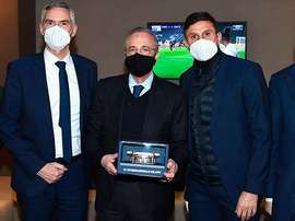 Intercambio de obsequios entre Inter y Madrid. RealMadrid
