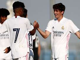 Empate entre dos equipos llamados a estar arriba en Segunda B. RealMadrid