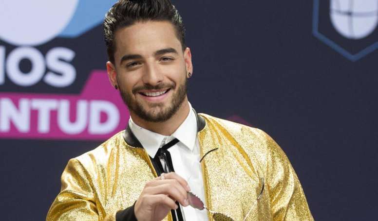 The Viral Photo Of Maluma With Bayern Top Besoccer