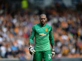 Manchester United Spanish goalkeeper Victor Valdes plays during the English Premier League football match between Hull City and Manchester United in Kingston upon Hull, north England on May 24, 2015