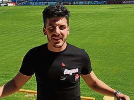 Manu Martínez refuerza el lateral derecho del Eldense. TwitterCD_Eldense