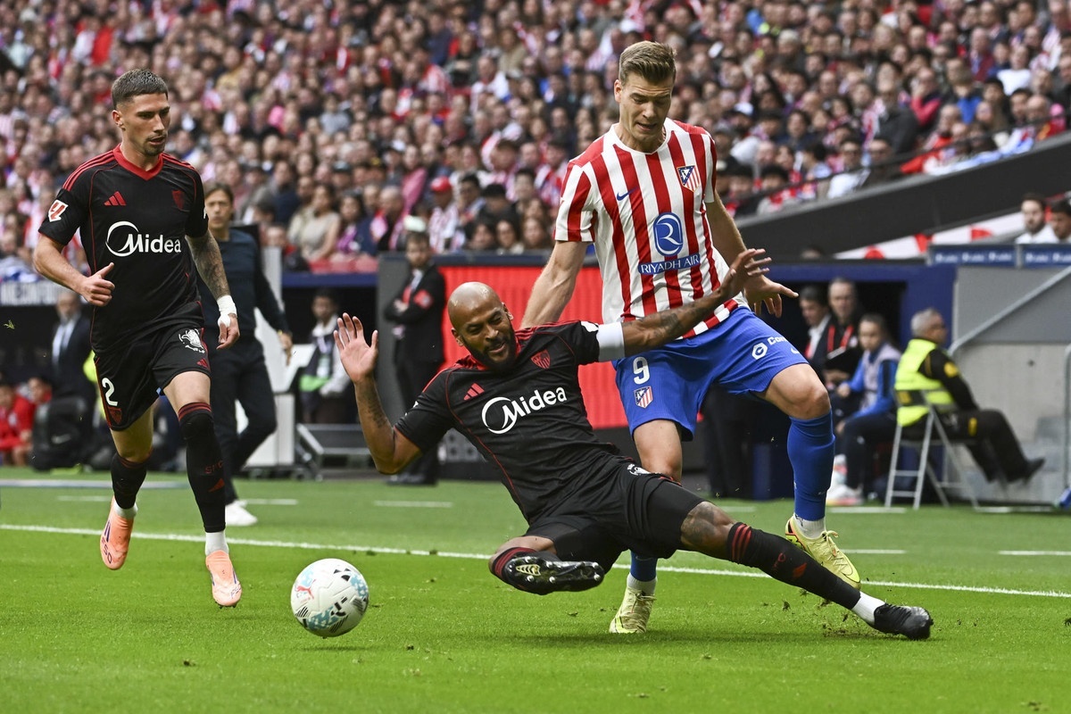 Marcao explota contra los árbitros españoles: Cada jornada pasan cosas muy raras