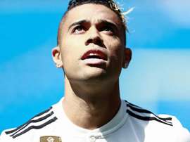 Mariano, perto do futebol turco. AFP