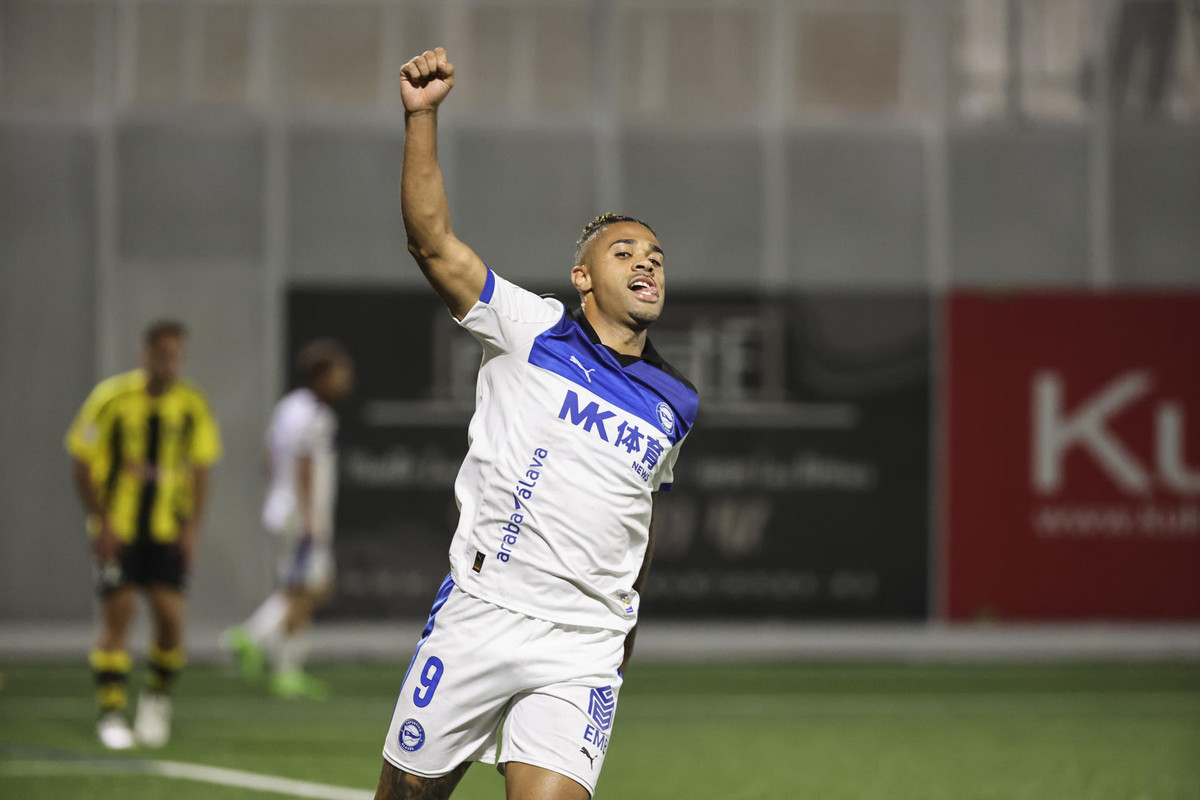 Mariano no da opción