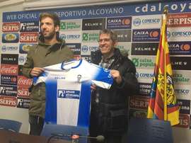 Arques ya es nuevo jugador del Alcoyano. CDAlcoyanoSAD
