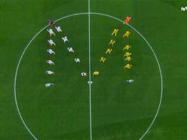 Una M gigante para una leyenda gigante. Captura/MovistarLigadeCampeones